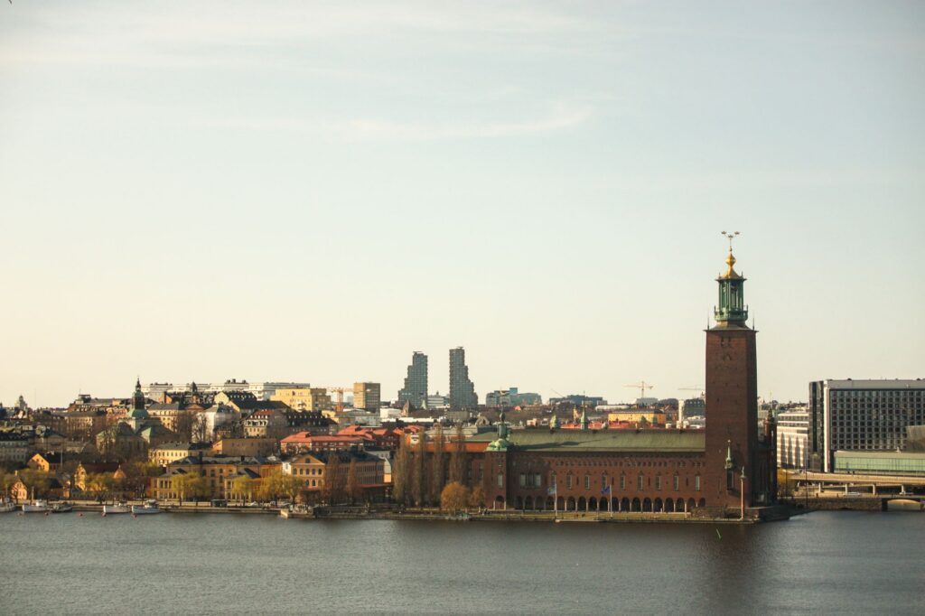 Stockholm från ovan med stadshuset och Riddarfjärden